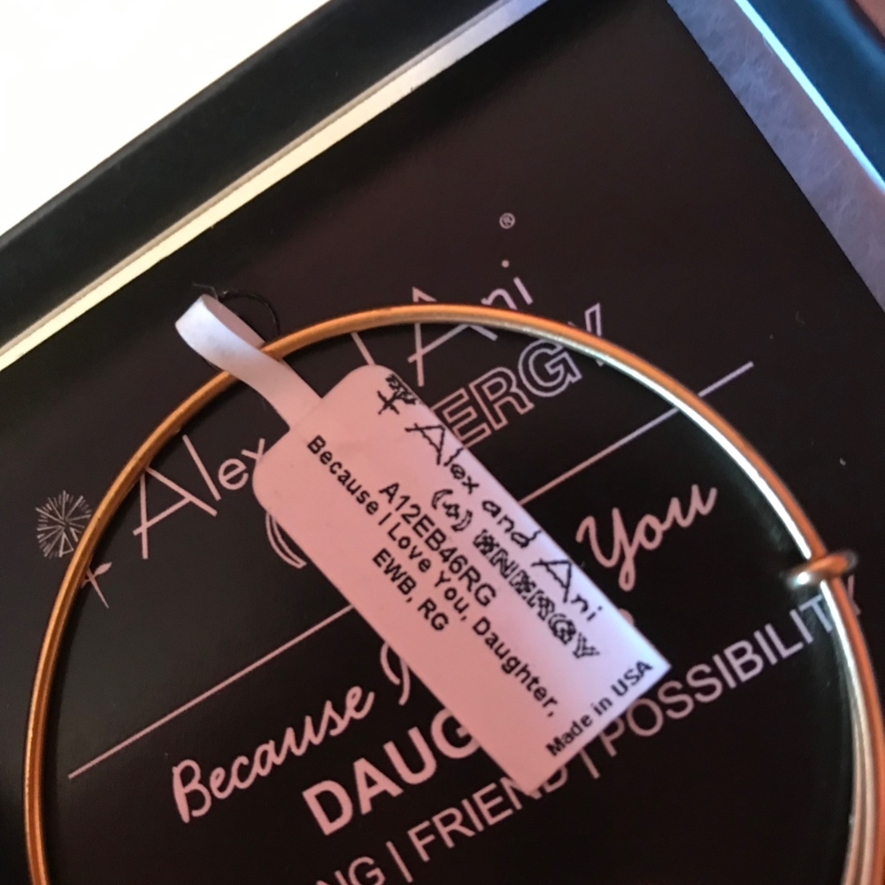 Daughter Bracelet - Picture 4 of 8